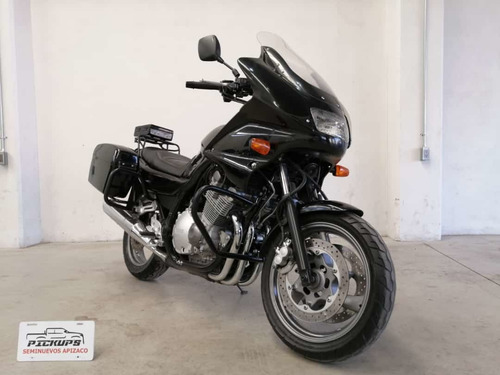 Yamaha Police 900