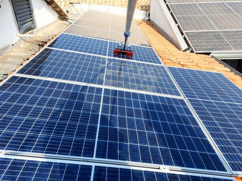 Imagem 4 de 5 de Rs Limpeza De Painéis Solares
