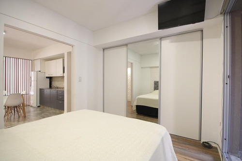Departamento En Colegiales - Venta