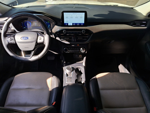 Ford Escape 2.5 Titanium Hybrid At