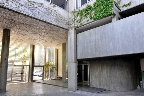 Departamento En Venta Exclusivo De 3 Dormitorios Pichincha