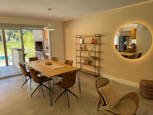 Casa En Solanas 3 Dormitorios. Venta Exclusiva Inmobiliaria Oficial Grupo Solanas . Propiedad Con Beneficios