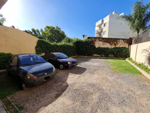 Imagen 15 de 16 de Departamento 2 Ambientes Venta Moron 2 Cocheras