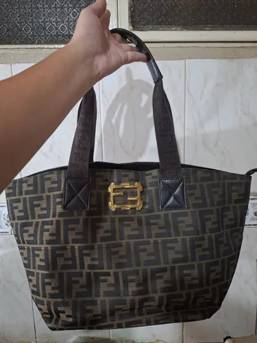 Cartera fendi original sale