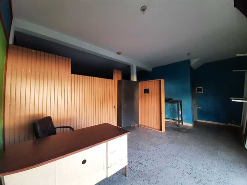 Imagen 6 de 15 de Edificio Con Apartamento Y Locales Comerciales, El Limón, Aragua