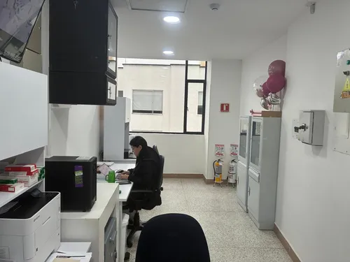 Local En Arriendo En La Avenida Santader Manizales (279062298).