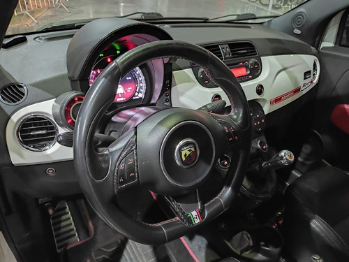 Imagem 4 de 11 de Fiat 500 Abarth Turbo