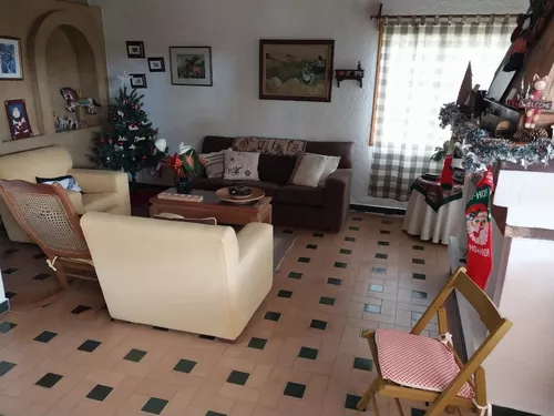 Casa Campestre En Terreno Amplio De 3.640m2