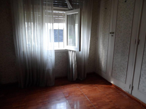 Imagen 4 de 15 de Chalet De 4 Ambientes-parque Ayerza-castelar