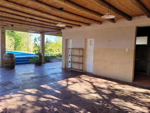 Casa En Venta - 3 Dormitorios 3 Baños - San Juan