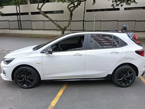 Chevrolet Onix 1.0T Rs Mt