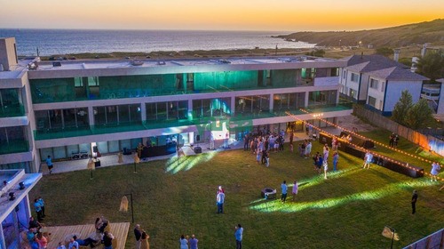 Imagen 18 de 28 de Apartamentos Sobre Playa De Las Grutas En Punta Ballena - Punta Del Este Peninsula
