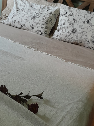 Set Manta Pie De Cama/ Sillon + 2 Fundas Almohadon 60 X 40 Crudo Aeropostal