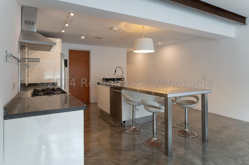 Townhouse En Venta Villa Nueva Hatillo Vgi