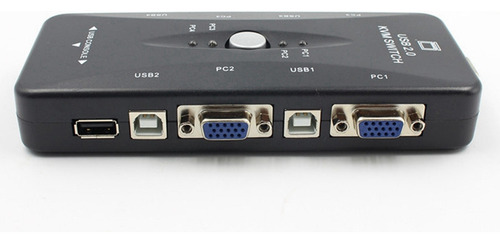Una Caja De Conmutadores Kvm Usb 2.0 De 4 Puertos + 4 Cables