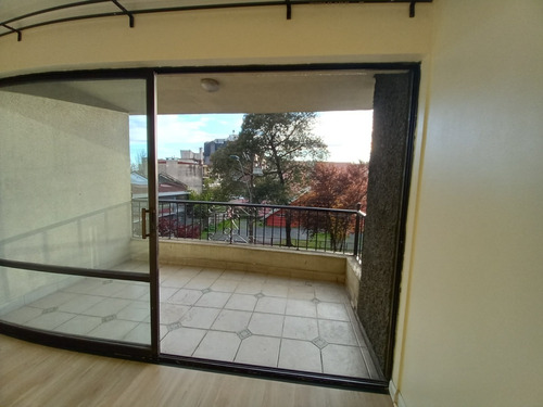 Imagen 7 de 28 de Vendo Amplísimo Departamento Remodelado