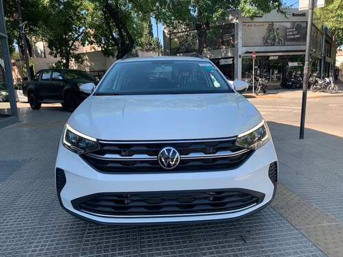 Volkswagen Nivus Comfortline 200 Tsi At