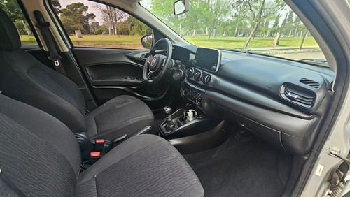 Fiat Cronos 1.3 Drive Mt