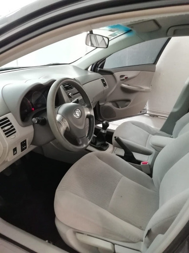 Imagen 7 de 10 de Toyota Corolla 2010 1.8 Xei Mt