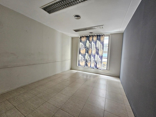 Oficina En Alquiler 250m2