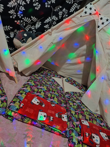 Pijamadas Tipi. En Tus Sueños, Liam Y Maia