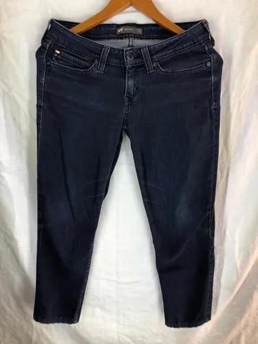 Que talla es la 26 2025 en pantalon de mujer levis