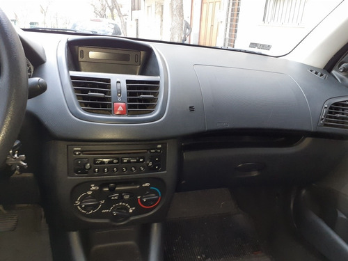 Peugeot 207 1.4 Active 75cv 2011