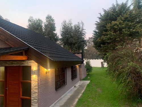 Imagen 2 de 14 de Casa 3 Doritorios Cocina 1 Baño Con Jacuzzi Y Barbacoa