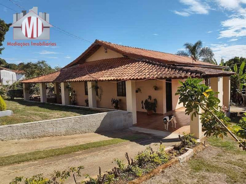 Chácara Ampla, Em Laje, 03 Dormitórios, Piscina, Pomar, Ótimo Bairro À Venda Por R$ 430.000 - Zona Rural - Pinhalzinho/sp - Ch0920