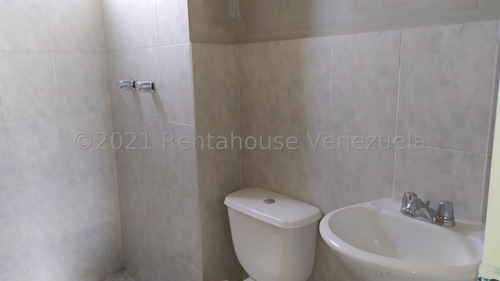 Imagen 13 de 30 de R.c +++ Apartamento En Venta En Residencias Alta Vista Oeste Barquisimeto Lara +++ Código 23-11956 Rafael Carrasquel Vende Contáctame 0424.593.75.42 Instagram: @rentahouse.centrooccidente ++