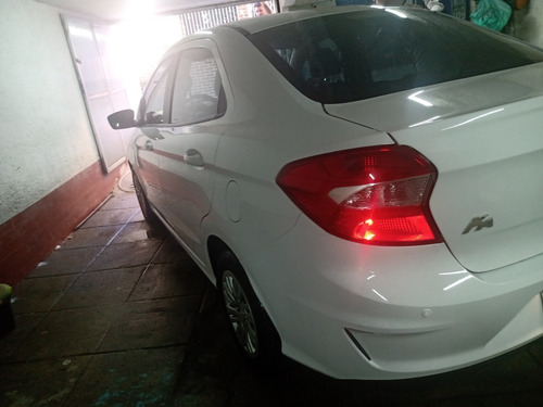 Imagem 11 de 15 de Ford Ka Sedã 1.0 2019