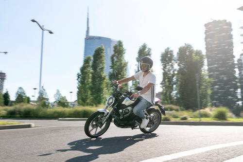 Imagen 15 de 15 de Moto Eléctrica Super Soco Tsx 1800w Concesionario Oficial