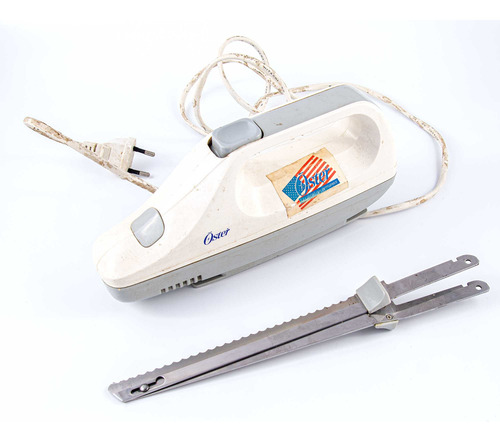 Cuchillo Eléctrico Oster Blanco (Usado)