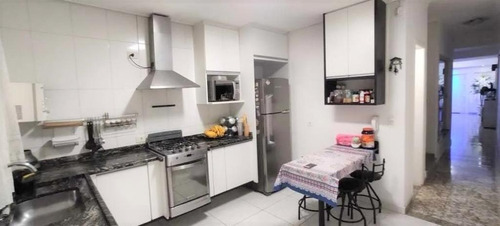 Imagem 4 de 12 de Sobrado Na Vila Matilde Com 3 Suítes, 4 Vagas, 106m² - So0724