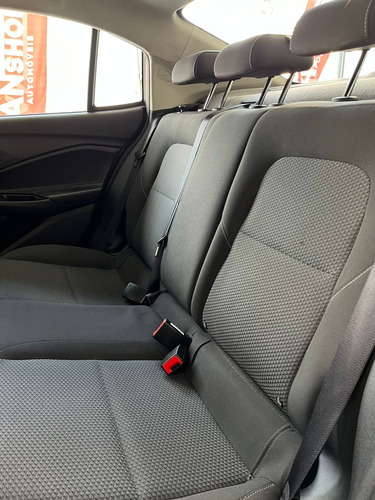 Chevrolet Onix plus 1.0 Lt 4p