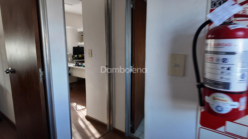 Casa Chalet En Venta - Moreno