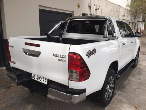 Toyota Hilux 2.8 Cd Srx 177cv 4x4 2017