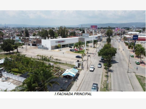 Imagen 2 de 11 de Local Comercial En Renta El Cortijo