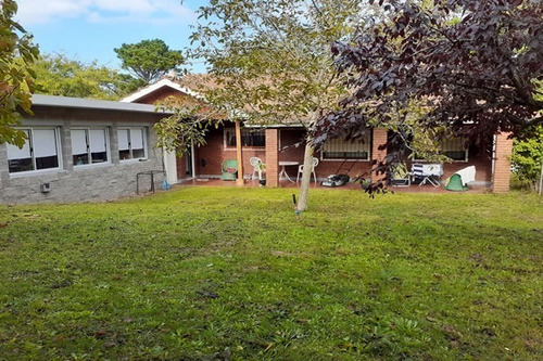 Imagen 25 de 27 de Importante Chalet De 5 Ambientes En Venta En Zona Norte Villa Gesell Todos Los Servicios