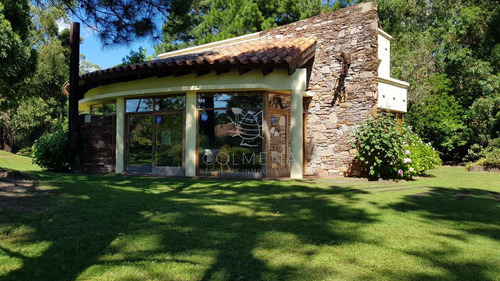 Muy Buena Casa En Solanas A 2 Cuadras De La Playa