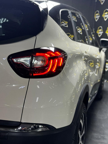 Renault Captur 2.0 Iconic At