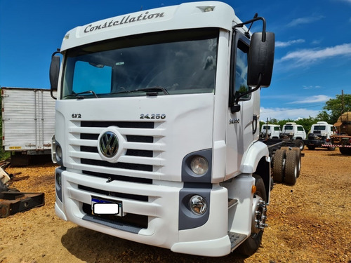 Volks Vw 24250 6x2 Trucado 2010 Revisado Baixo Km R$170.000