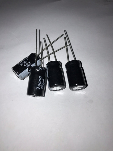 10un Capacitor Eletrolítico 2200uf X 6,3v 105º  105 Graus