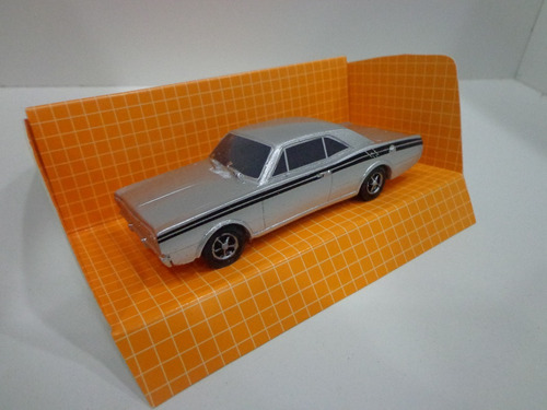 Dodge R/t Plateado Infaltable 1/43 Cartrix Resina