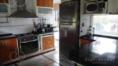 Punta Del Este, Rincón Del Indio, 4 Dormitorios Y Piscina Climatizada*- Ref: 42409