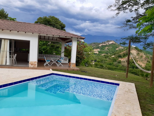 Hermosa Fina En Venta En Sopetran Exclusiva Parcelacion