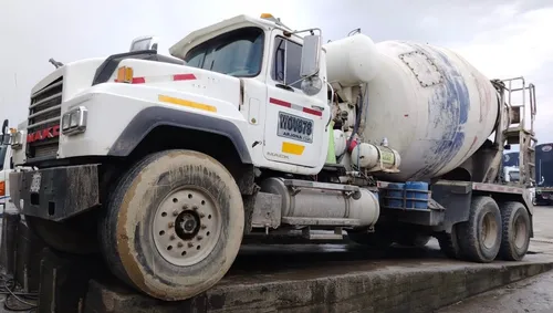 Camion Doble Troqué Tipo Mixer, Motor Electrónico, Frenomoto