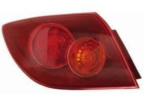 Faro Stop Derecho Fondo Rojo  Mazda 3 Hatchback 2005-09