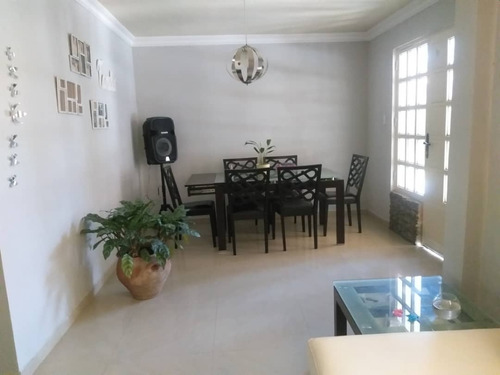 Imagen 2 de 12 de En Venta Townhouse San Diego Resd Los Frailes 0412-7439408