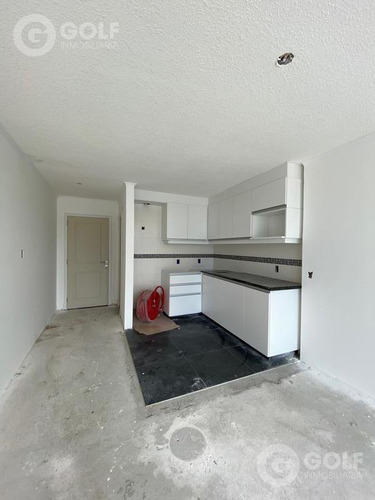Vendo Apartamento De 2 Dormitorios Con Terraza Al Frente, A Estrenar, Garaje Opcional, Pocitos